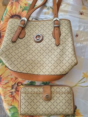 Beige & Tan Signature Canvas Tote with Wallet - Classic Women's Bag Set